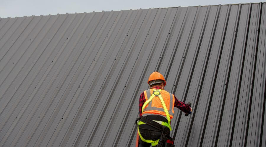 Professional New roof installation in Wynot, NE